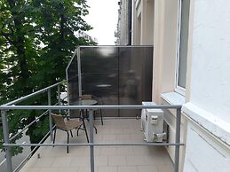 Grand Apartments