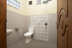 Collection O 1061 Aliya Homestay