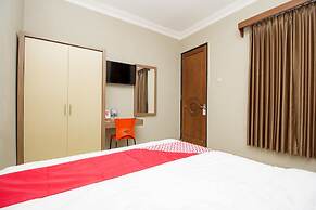 Collection O 1061 Aliya Homestay