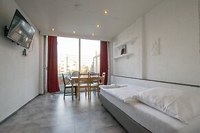 Lovely City House
