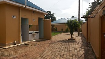 Lira Tasha Hotel