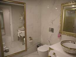 Blue Pera Istanbul Hotel