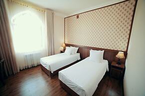 Hotel Erkin Palace