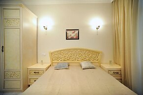 Apartment on Kostava str.