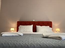 Dioni Hotel