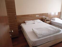 Hotel Ozkar