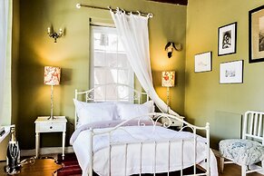 Old Oak Manor