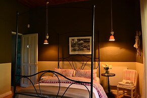 Old Oak Manor