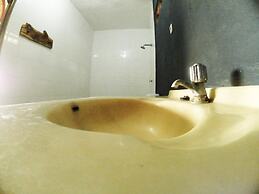 East Lombok Dive Hotel - Hostel