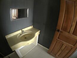 East Lombok Dive Hotel - Hostel