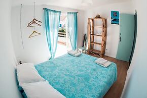 Native Surfhouse - Hostel
