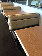 Camrose LeChateau Hotel