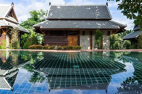 Ruean Racha Resort