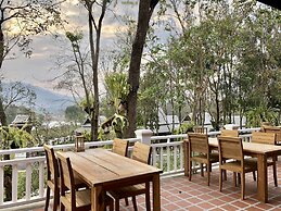 Ruean Racha Resort