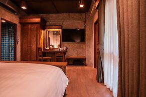 Ruean Racha Resort