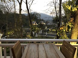 Ruean Racha Resort