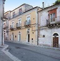 Ad Maiora - Desing Rooms
