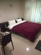 Hotel West Inn