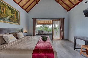 Ayu Hill Bungalow