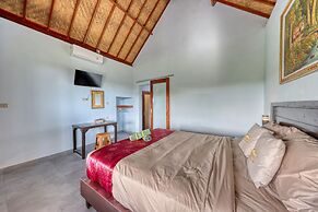 Ayu Hill Bungalow