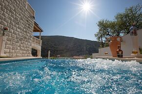 Villa Arion