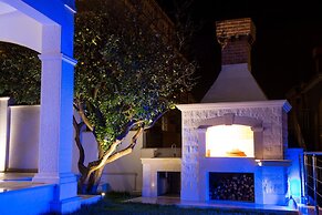 Villa Arion
