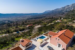 Villa Dragic
