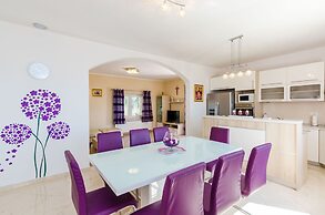 Villa Dragic