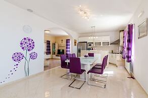 Villa Dragic