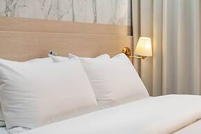 Hotel Biz Inn