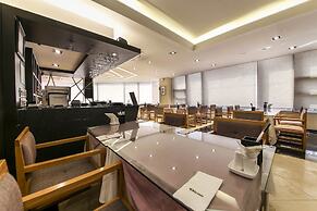 Hotel Biz Inn
