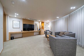 Hotel Biz Inn