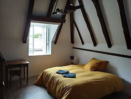 L' Arche d' Yvann