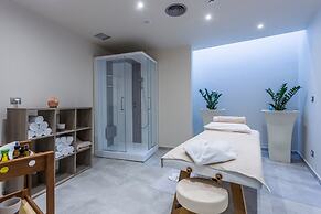 Elysian Luxury Hotel & Spa