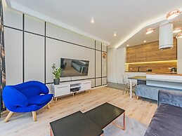 City Center - Dluga Grobla by Apartmore