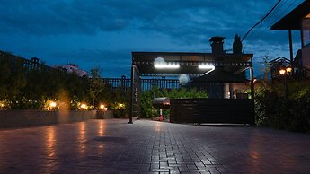 Oasis residence