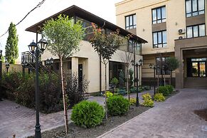 Oasis residence