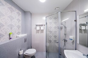 Oasis residence