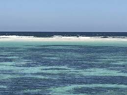 Villakwetu Cottages Diani Beach