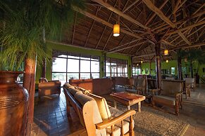 Ihamba Lakeside Safari Lodge