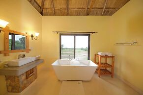 Ihamba Lakeside Safari Lodge