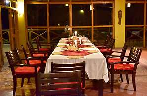 Ihamba Lakeside Safari Lodge