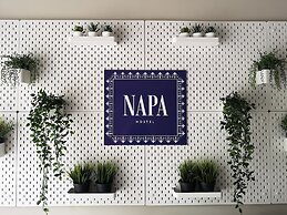 Napa Hostel Samrong Station