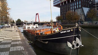 Boathotel Rotterdam Seven
