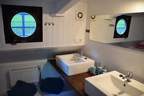 Boathotel Rotterdam Anna