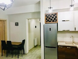 Apartment on Berbuki str.