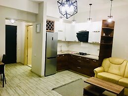 Apartment on Berbuki str.