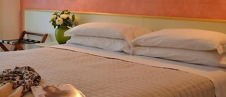 Hotel Carignano