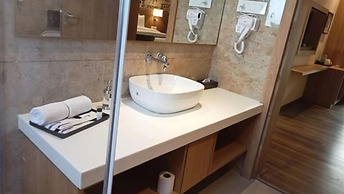 Sarovar Portico Somnath