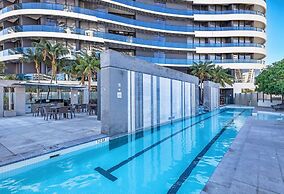 The Oracle Broadbeach 906